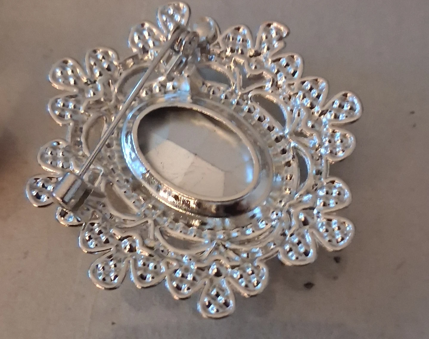 Brooch and Ring Set - photo 3
