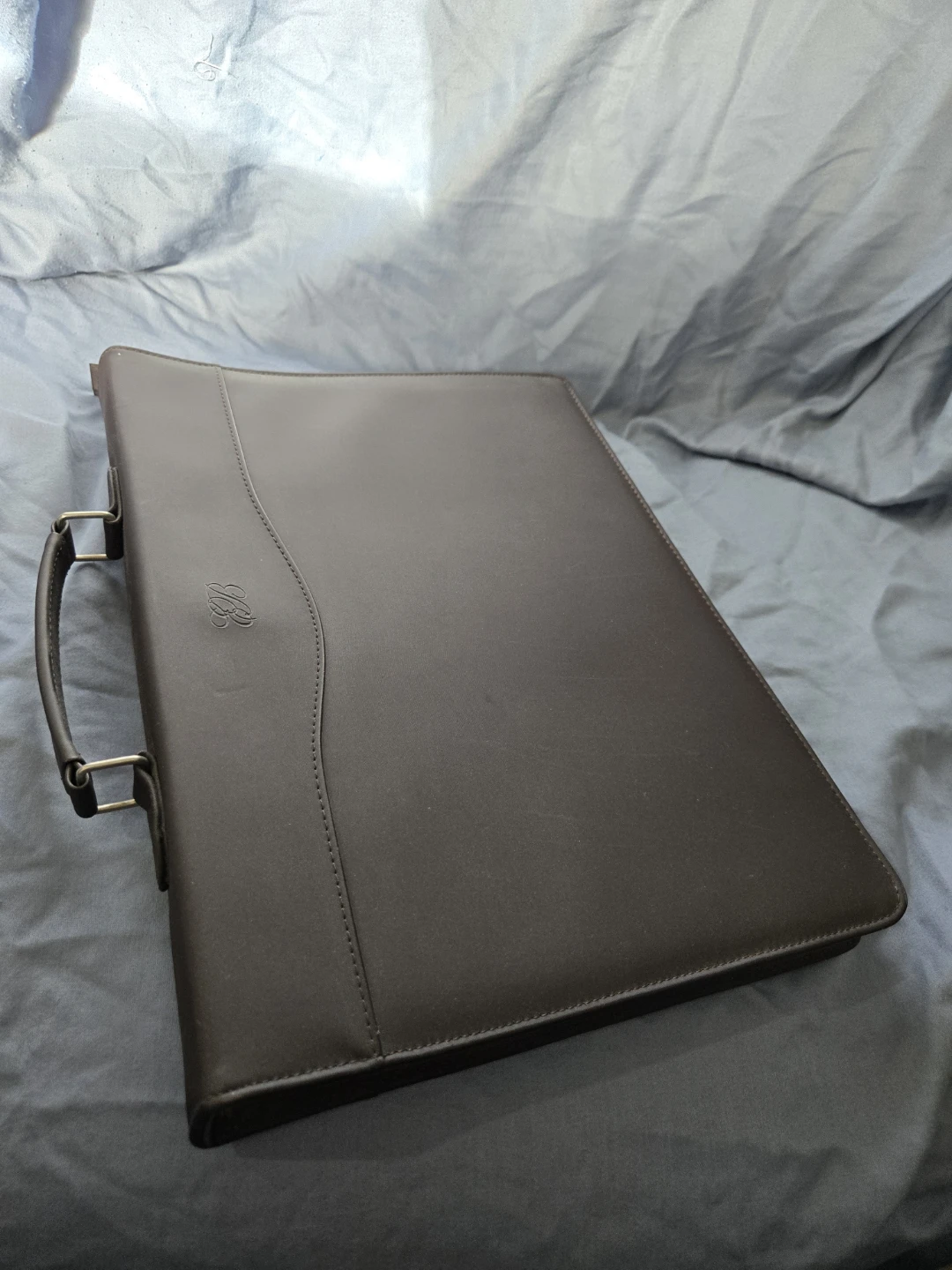 Brown Zippered Portfolio Organizer