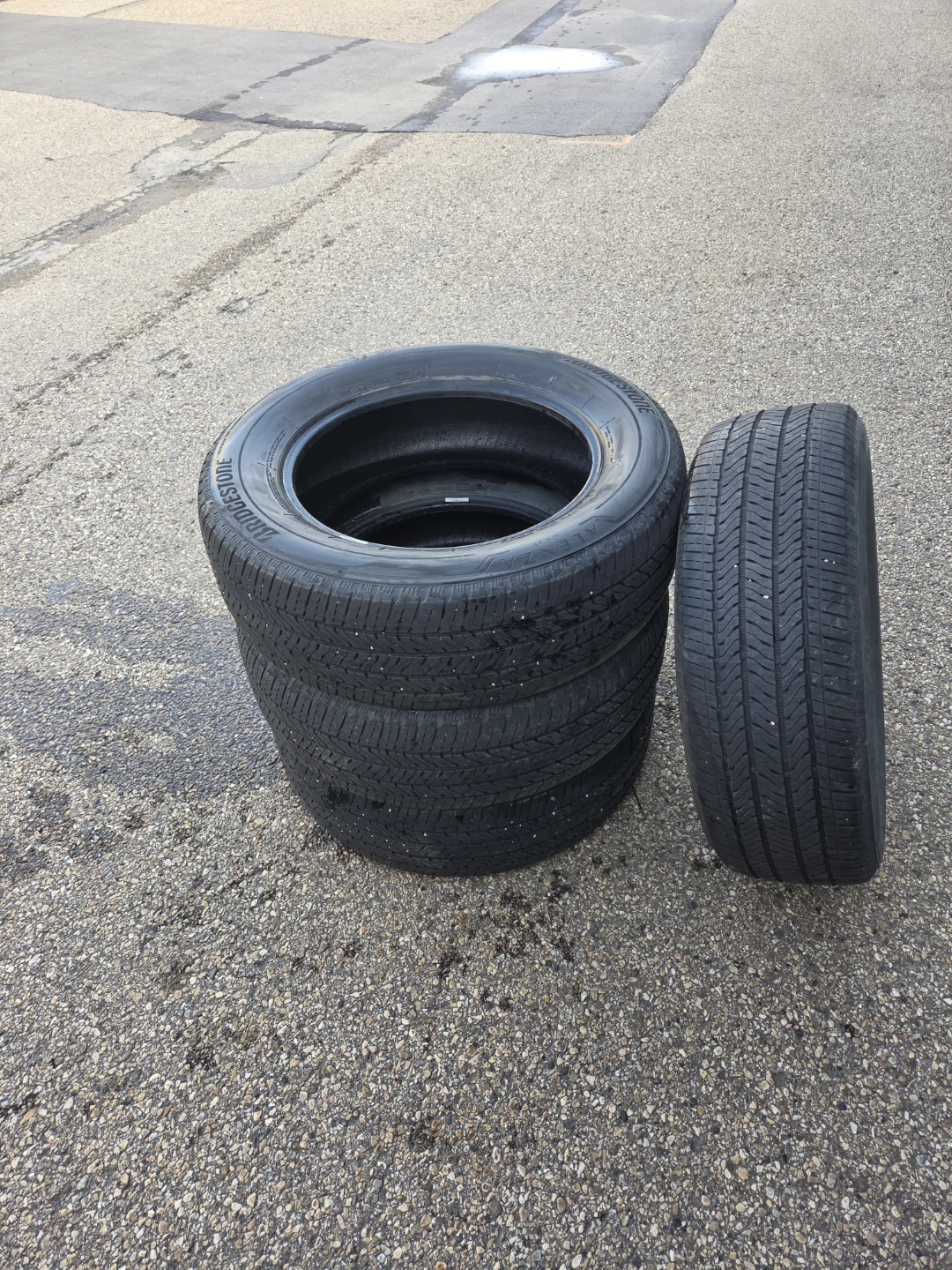225/65R17 Bridgestone Alenza Tires