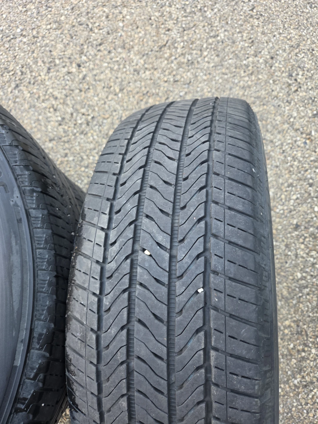 225/65R17 Bridgestone Alenza Tires - photo 2