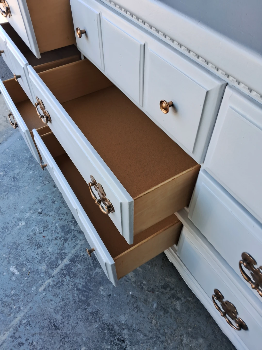 White Dresser with 9 Drawers - photo 5