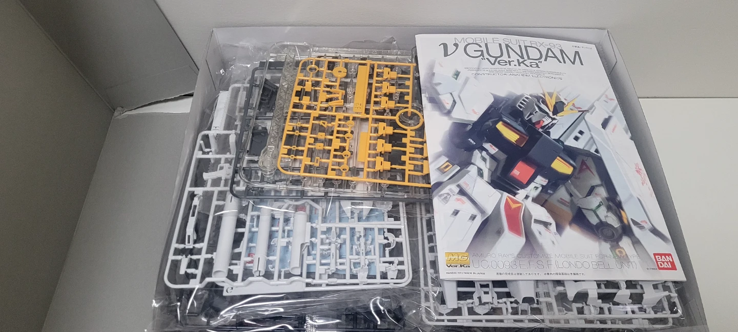 Mobile Suit RX-93 Gundam Ver.Ka 1/100 Scale Model Kit - photo 2
