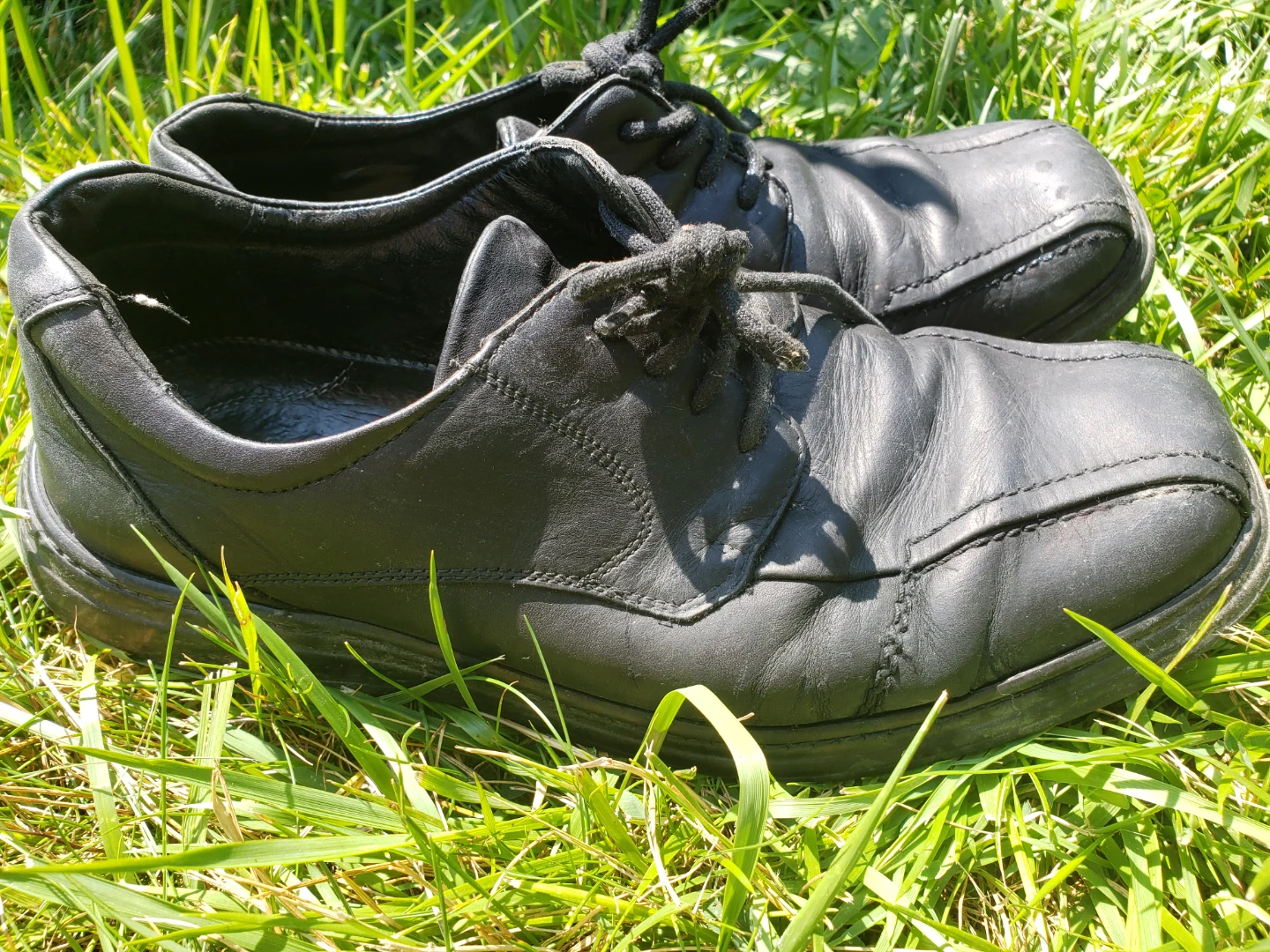 Black Leather Dress Shoes - photo 2