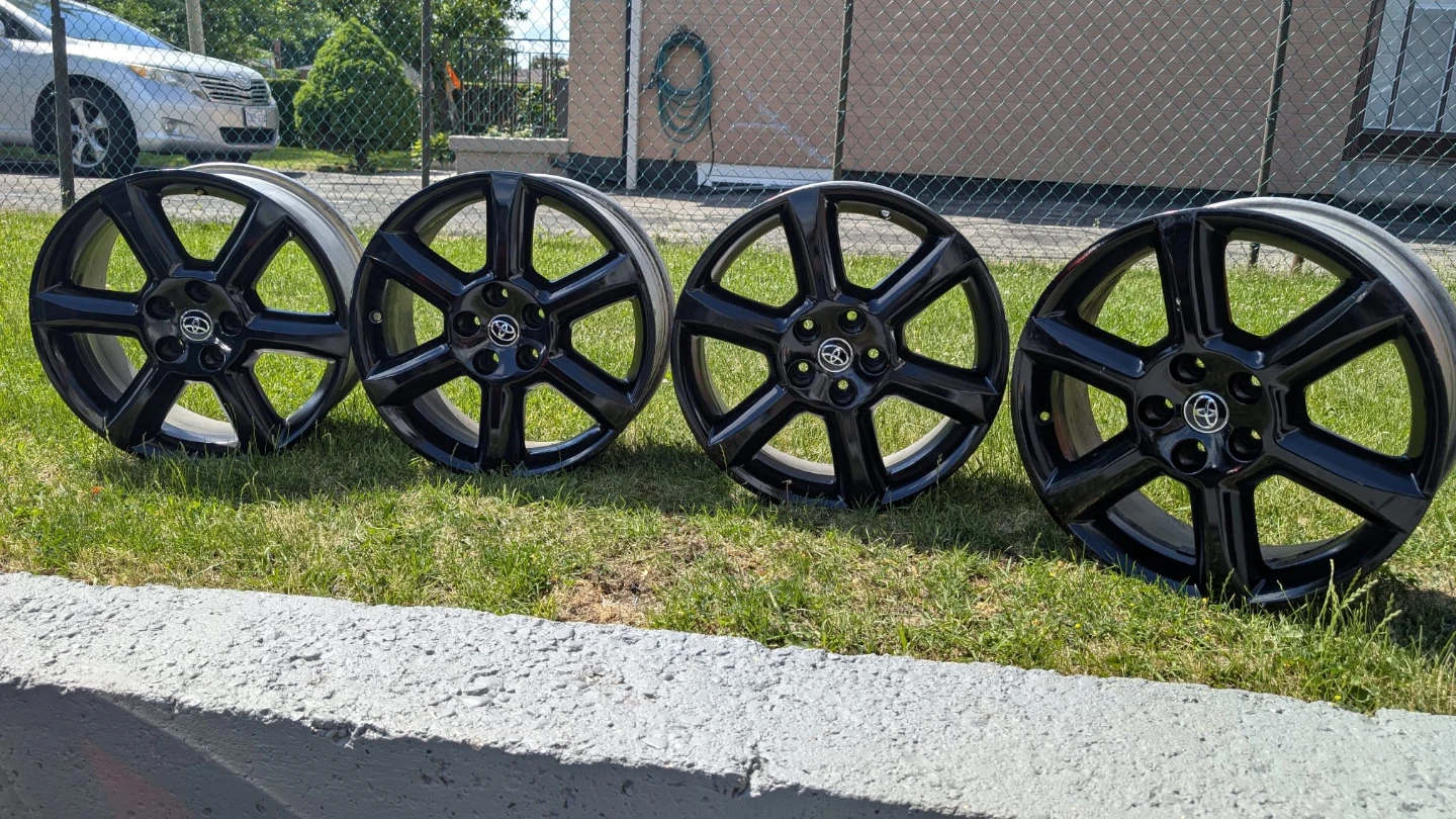 Set of 4 Toyota Rims 18x7.5JJ - photo 4