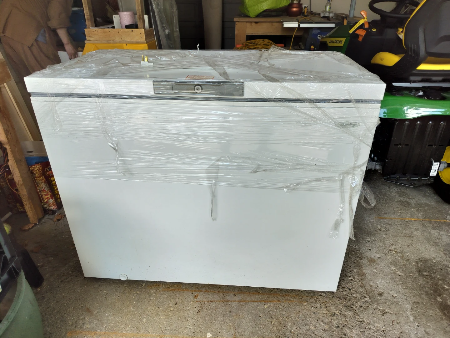 Danby Chest Freezer - photo 2