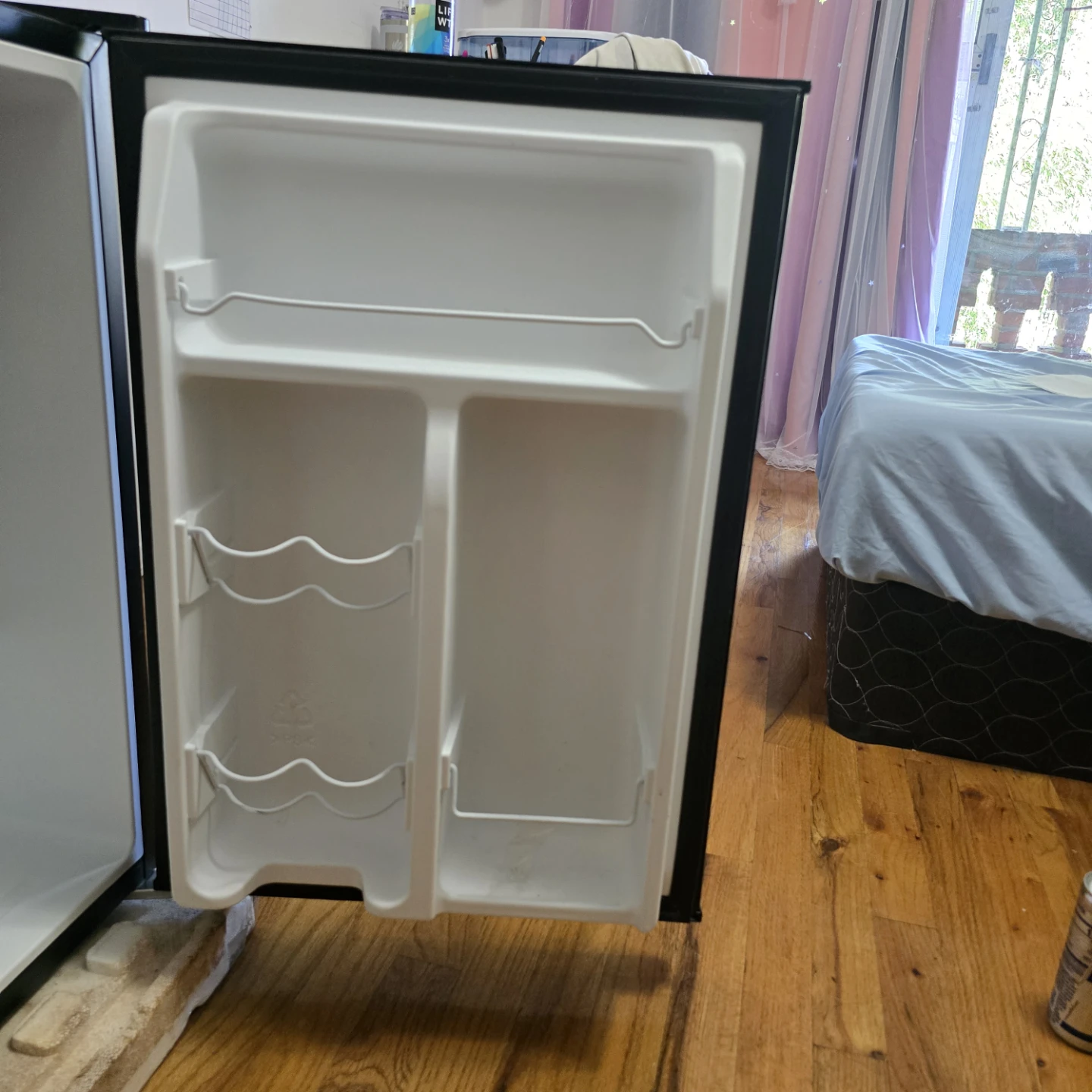 Galanz Mini Fridge with Freezer - photo 3