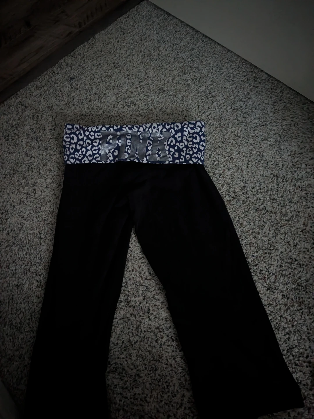 Victoria's Secret PINK Yoga Pants (2) - photo 4