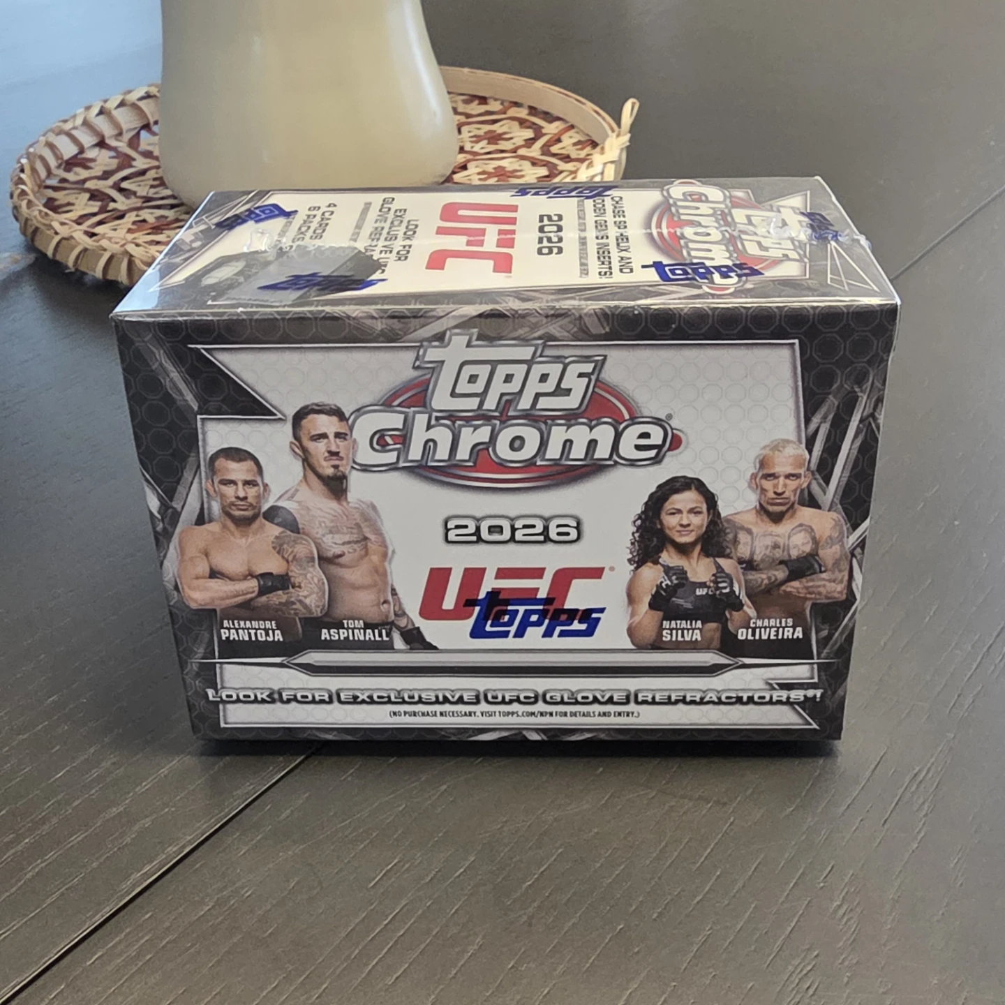 2026 Topps Chrome UFC Trading Card Boxa