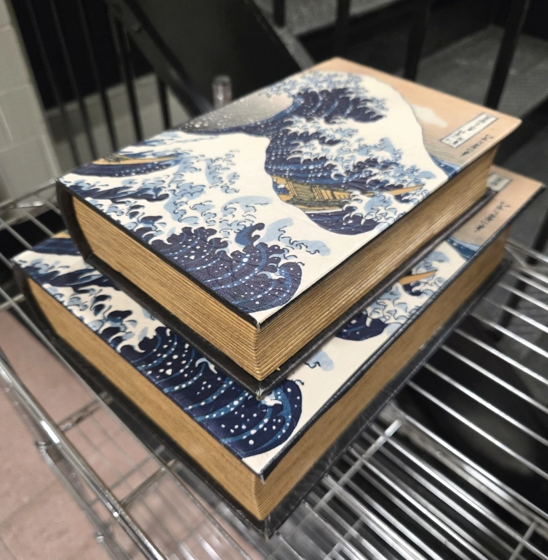 Hokusai Great Wave Fake Book Box Set (Set of 2 Stash Boxes) - photo 4