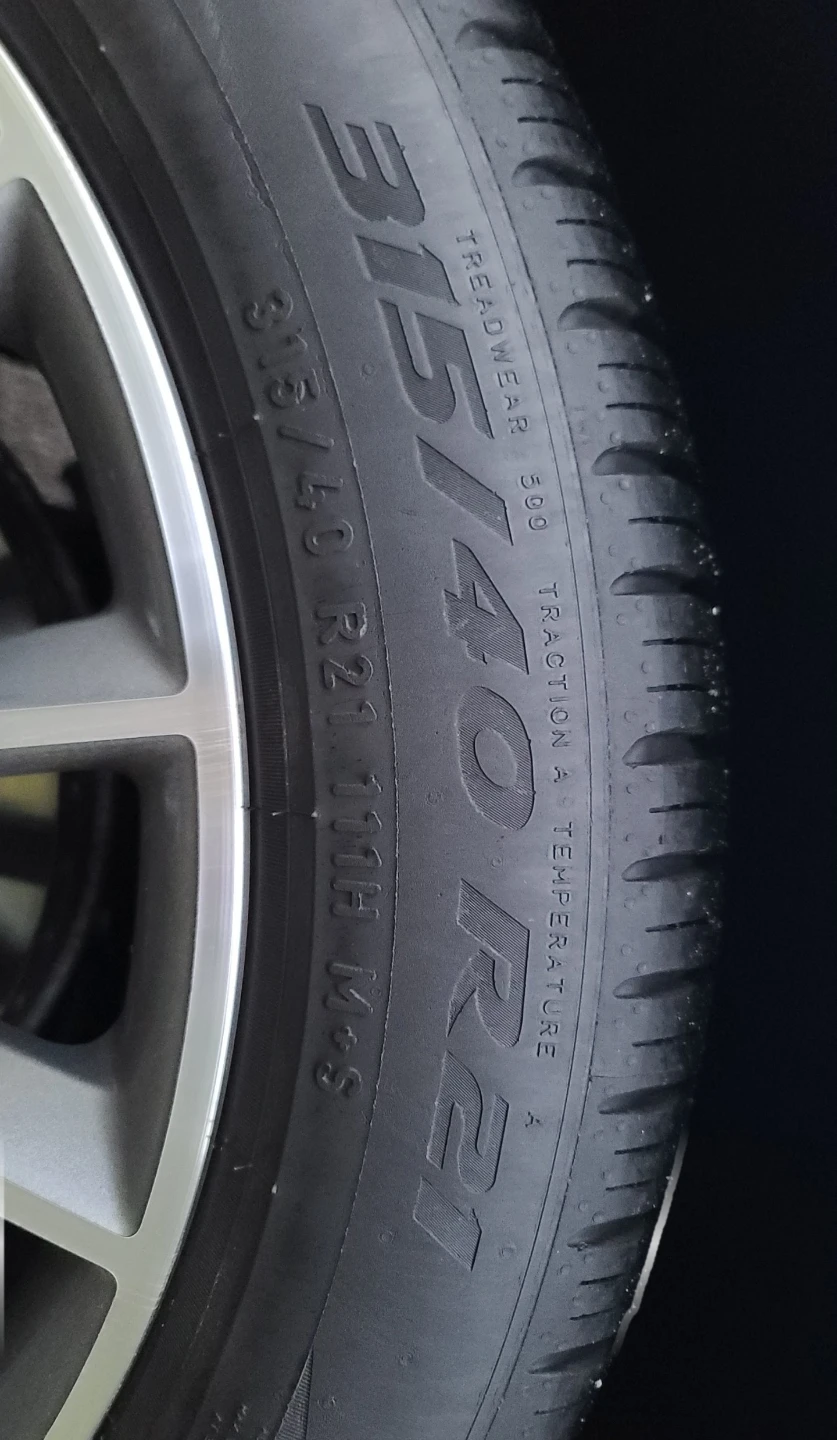 PIRELLI SCORPION ZERO AND BRIDGESTONE TIRES. - photo 3