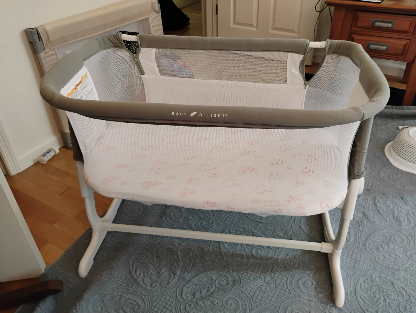 Baby Delight Beside me Bassinet