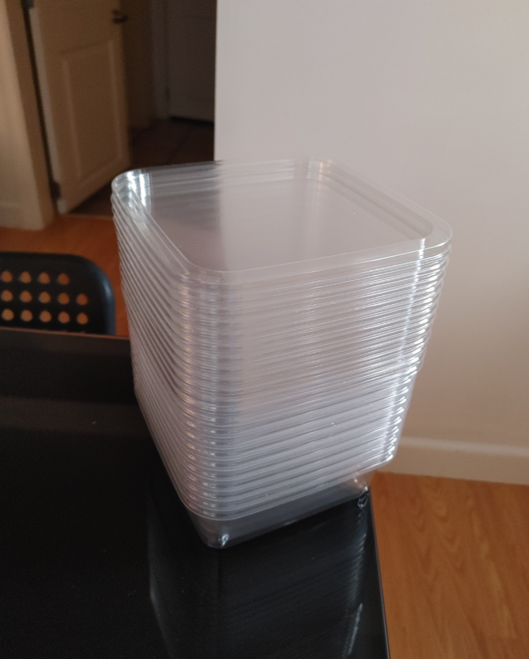 Set of 11pcs Square Plastic Food Containers with Lids - photo 2