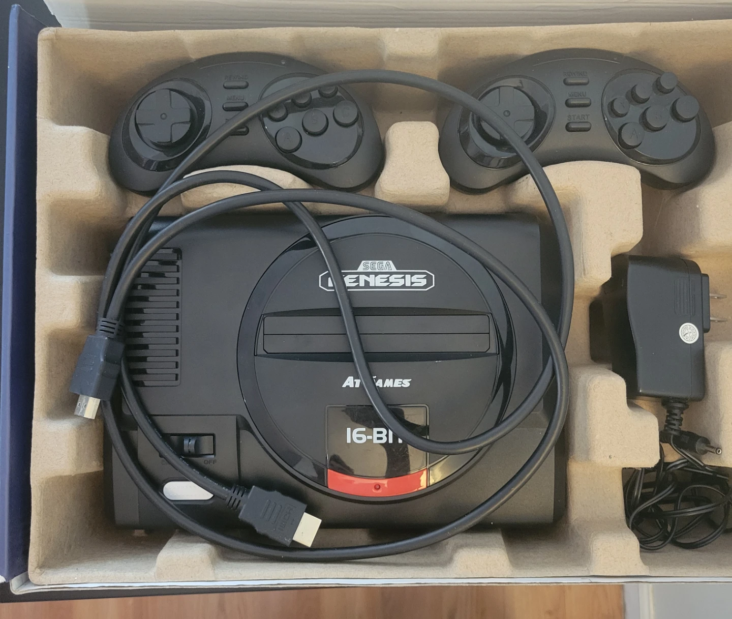 Sega Genesis Flashback HD Console – 85 Games, 2 Controllers - photo 2