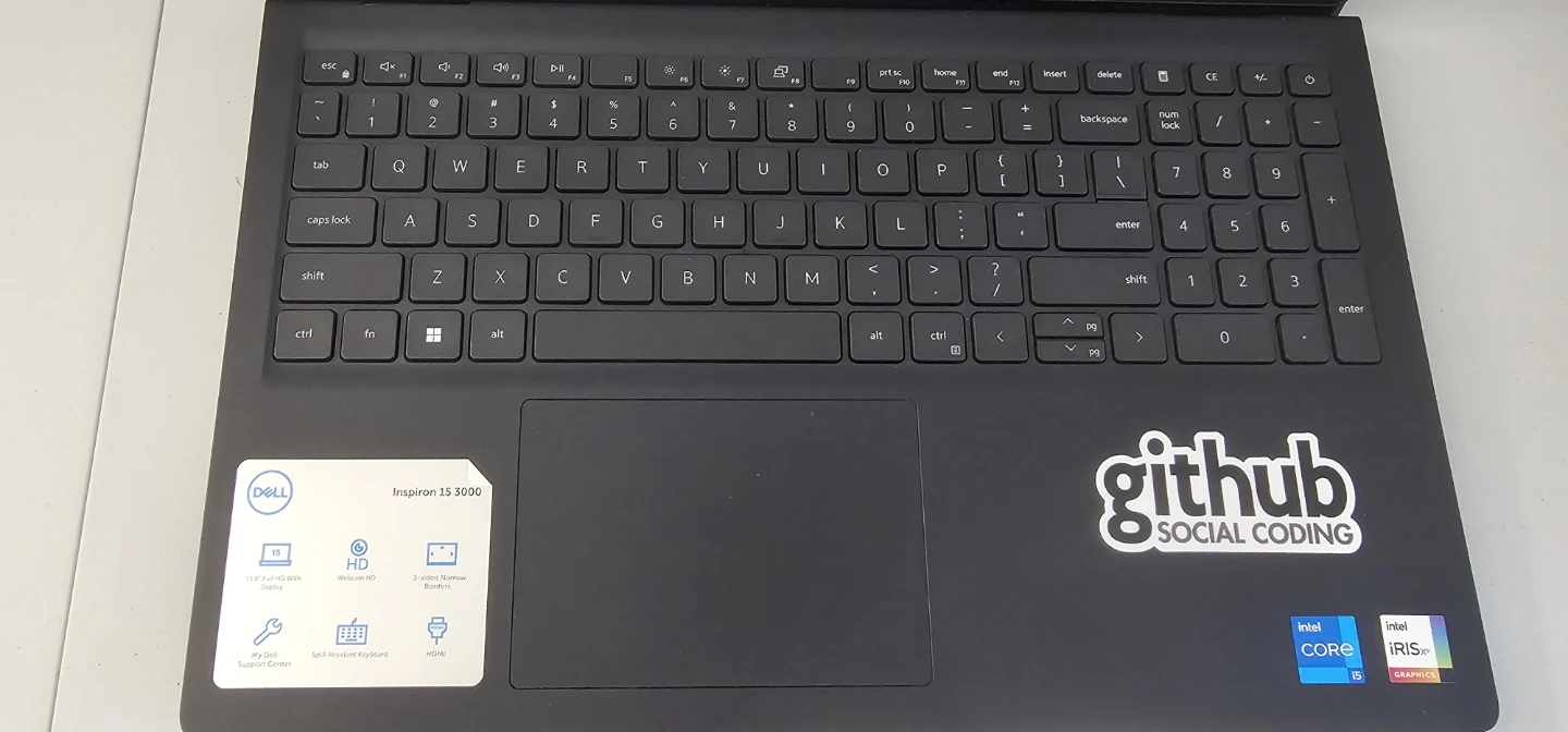 Dell Laptop - photo 2