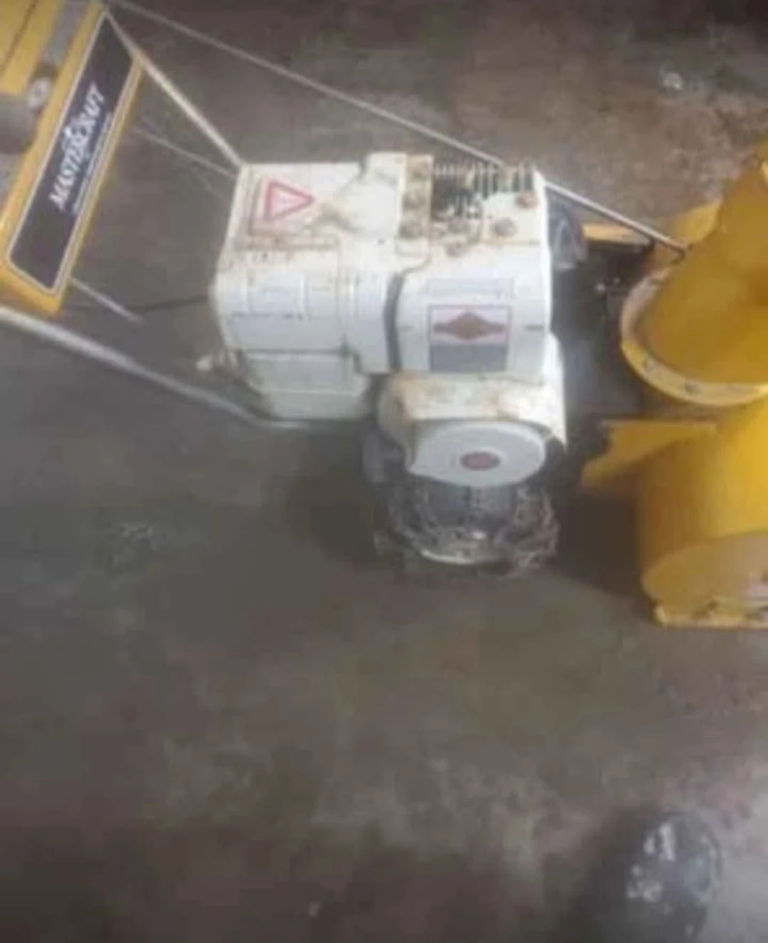 20 inch snowblower - photo 4