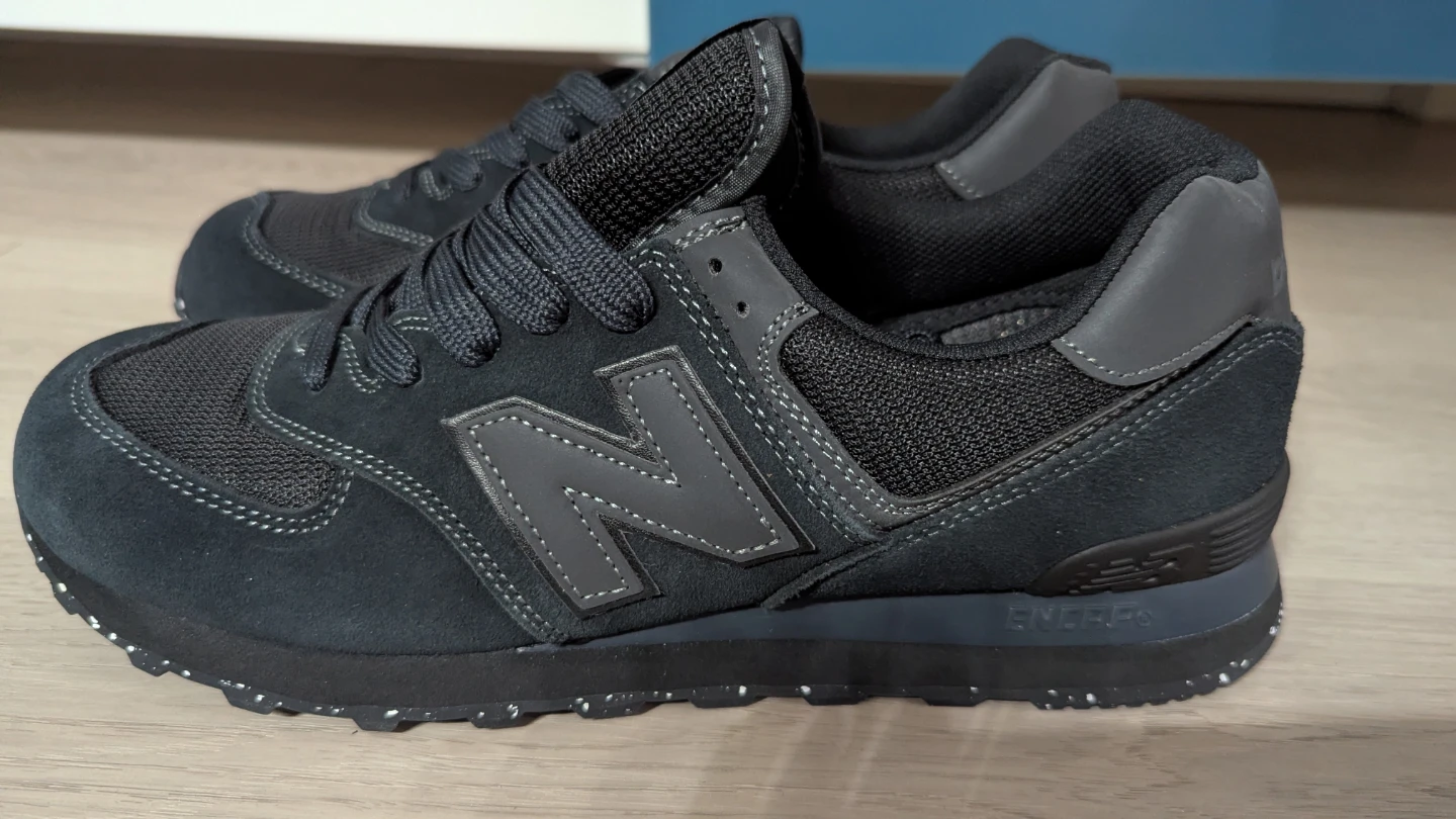 New Balance 574 Men's Running Shoes - Black Mens US 10