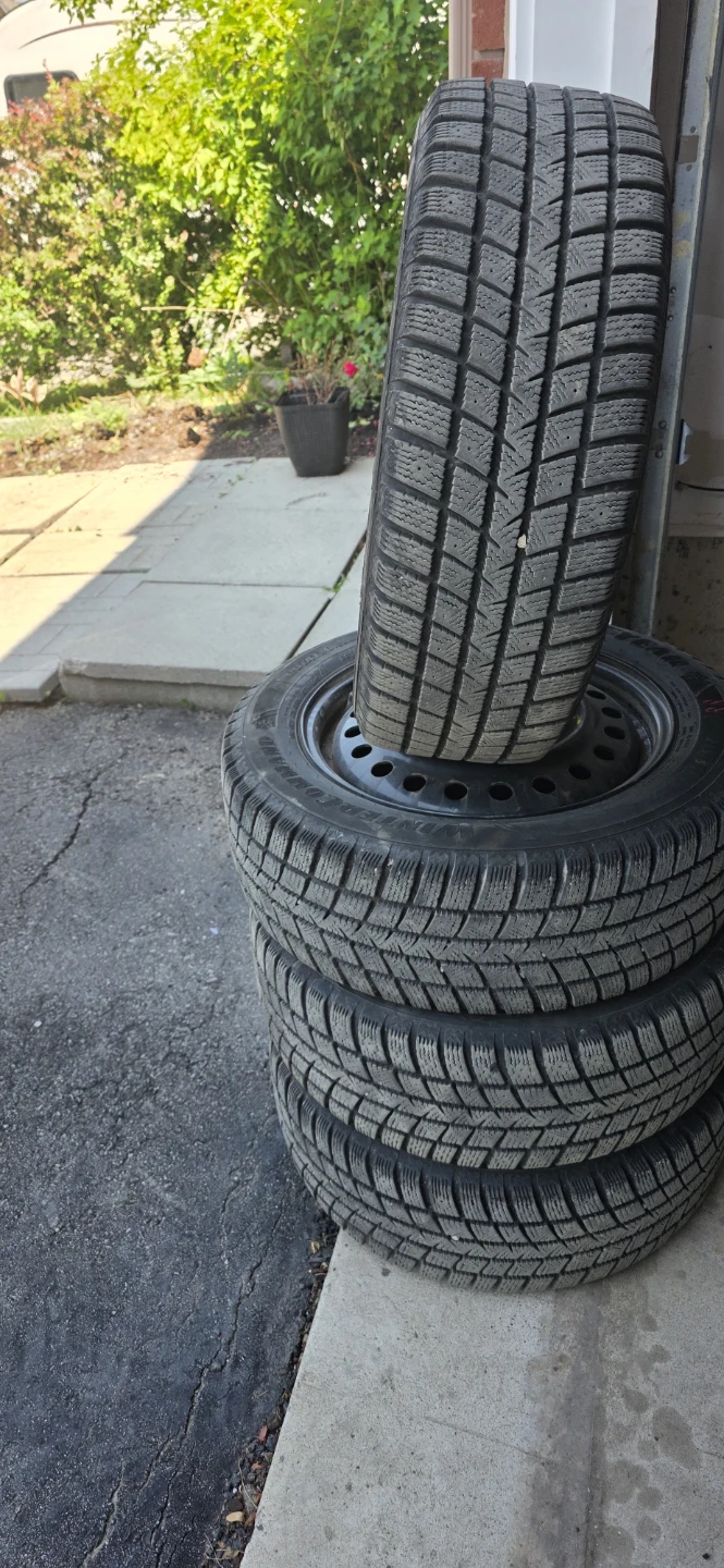 Goodyear Winter Tires on Rims - photo 5