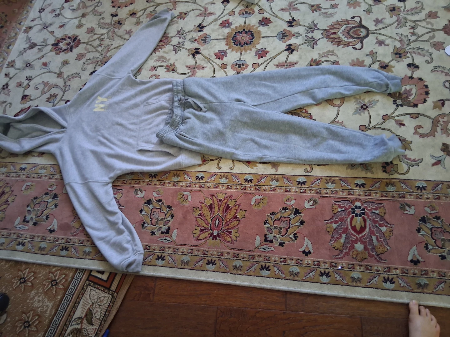 Grey hoodie with sweatpants - photo 3