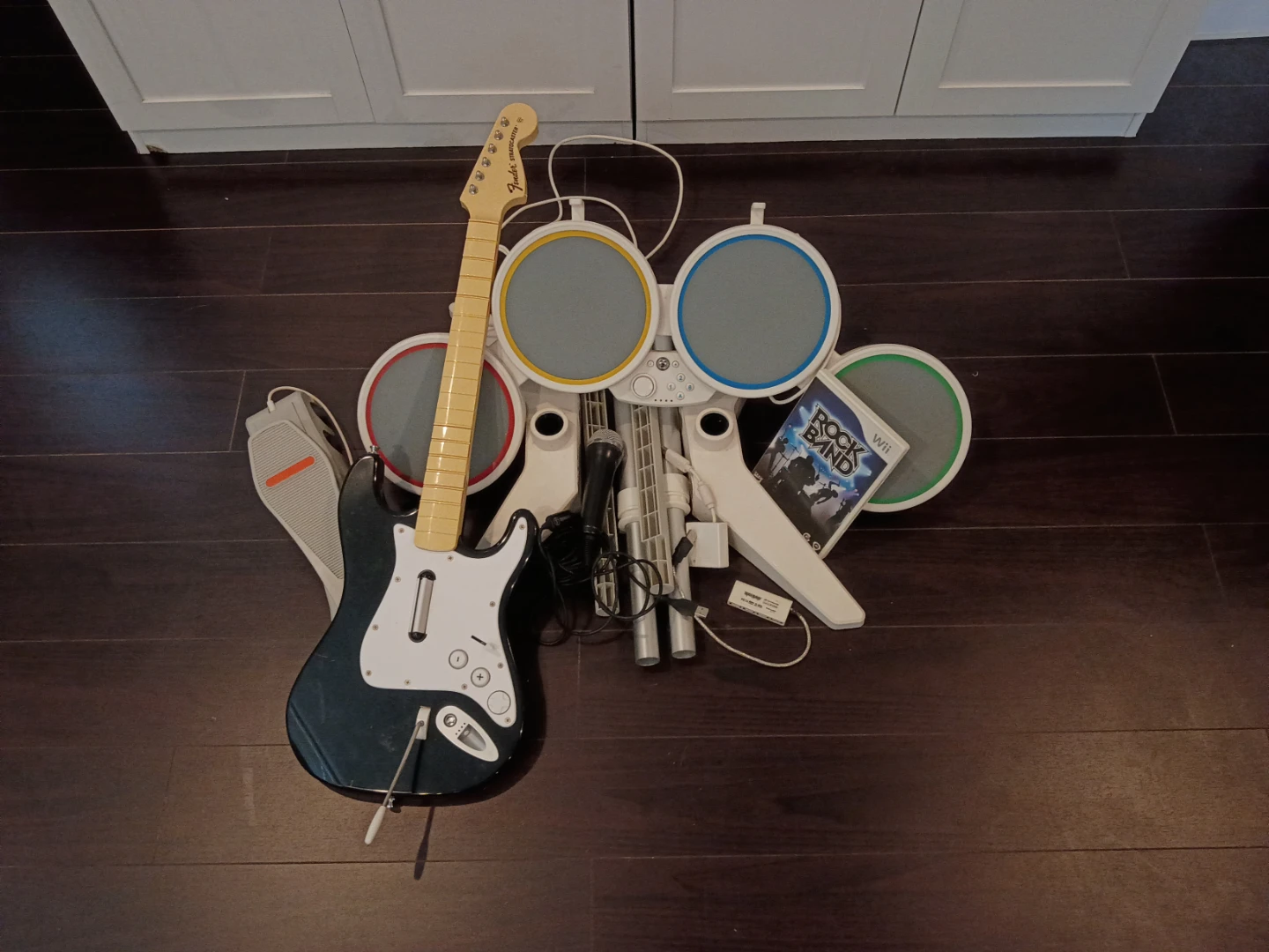 Rock Band Bundle (Wii)