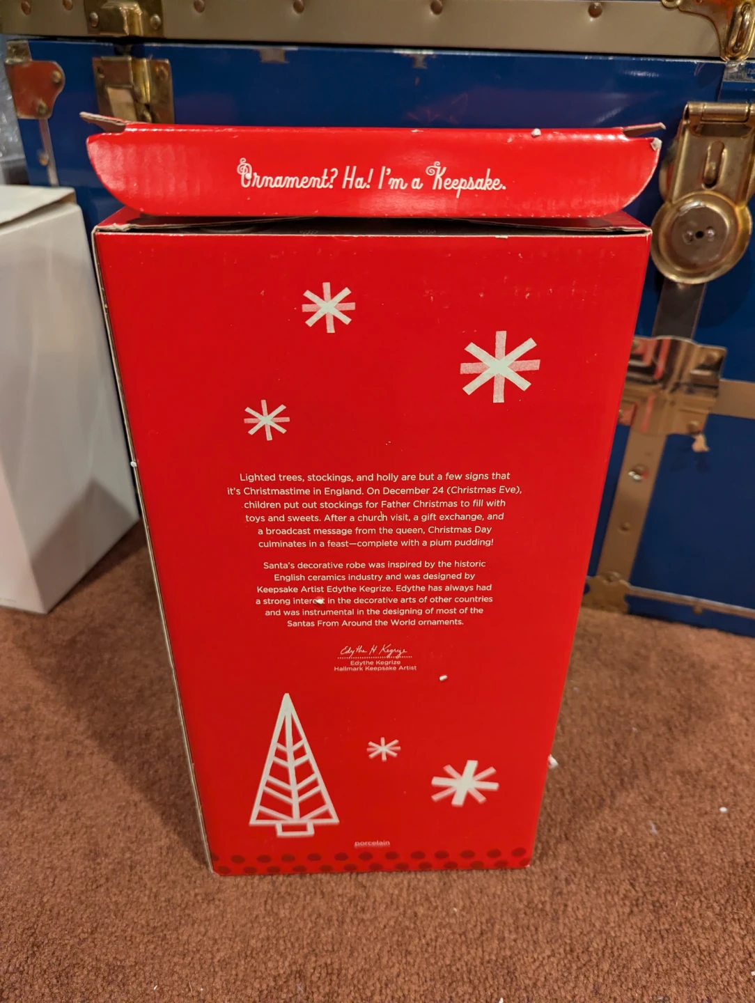 Hallmark Keepsake Santas from Around the World England Ornament - photo 2