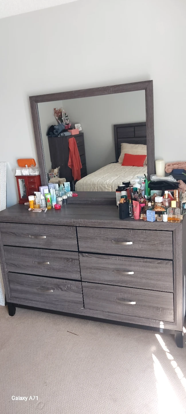 Grey Wood Dresser with Mirror - photo 3