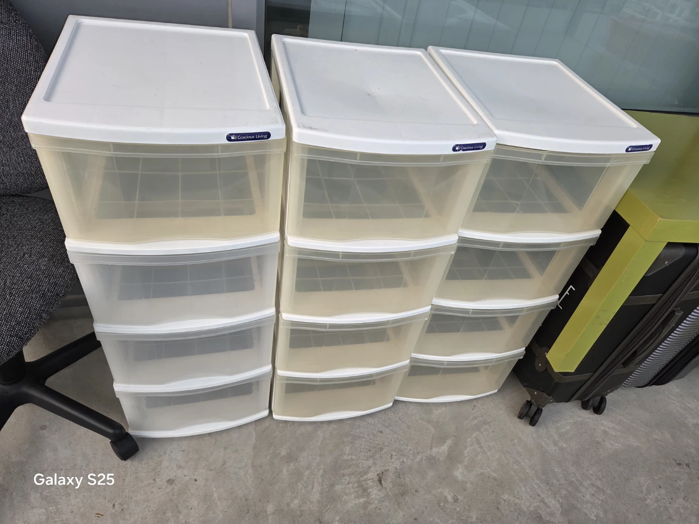 Gracious Living 3-Drawer Storage Unit