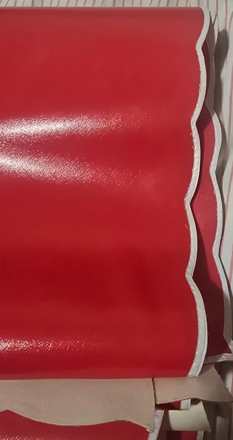New long Red Scalloped Table Runner - photo 4