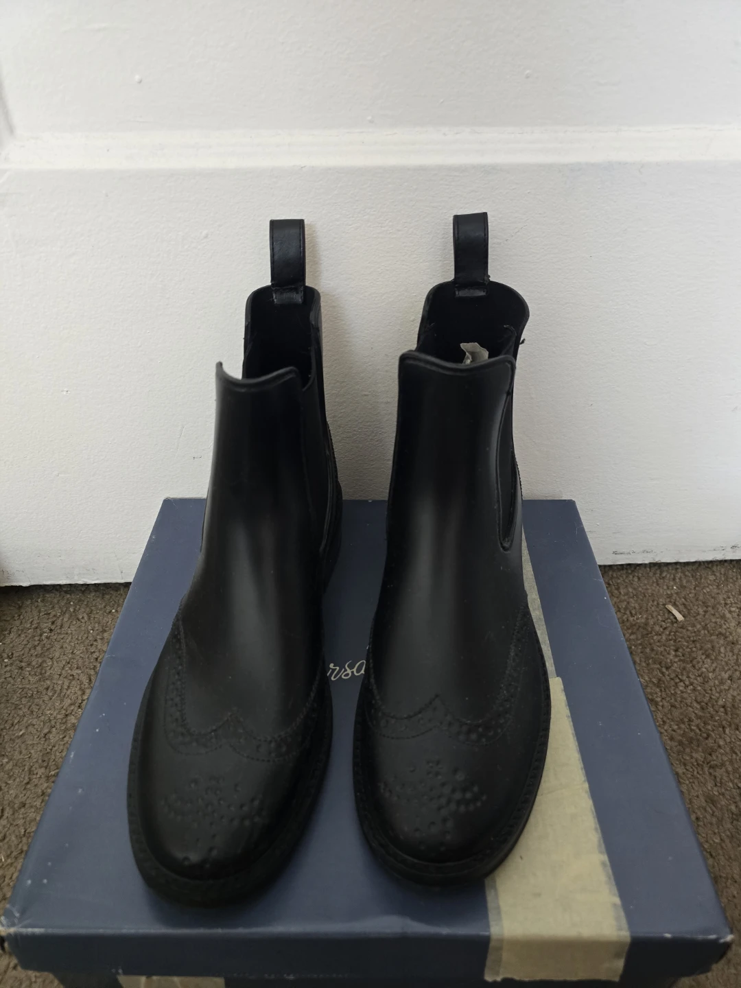 Black Chelsea Boots - photo 2
