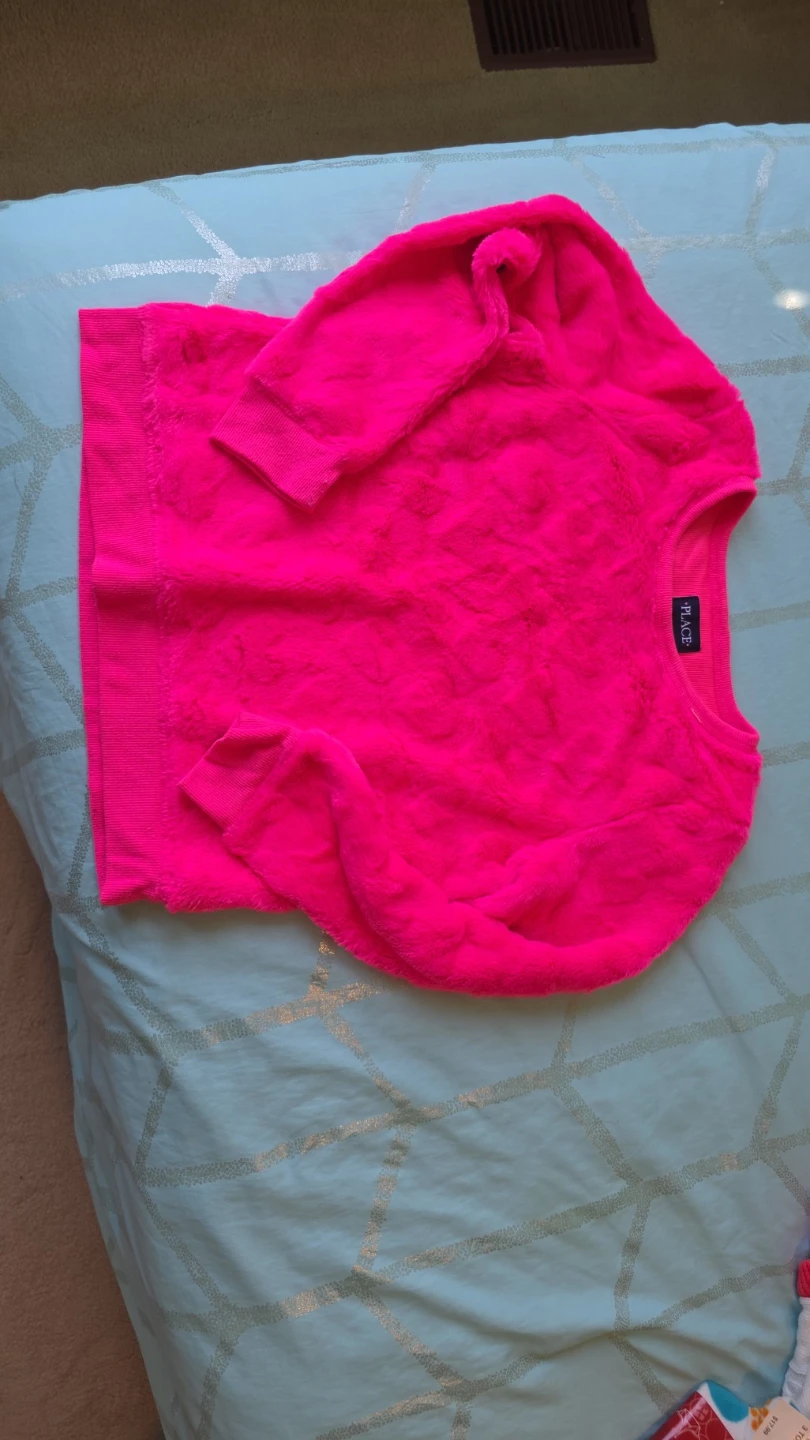 Girls Sweaters/Fleece tops