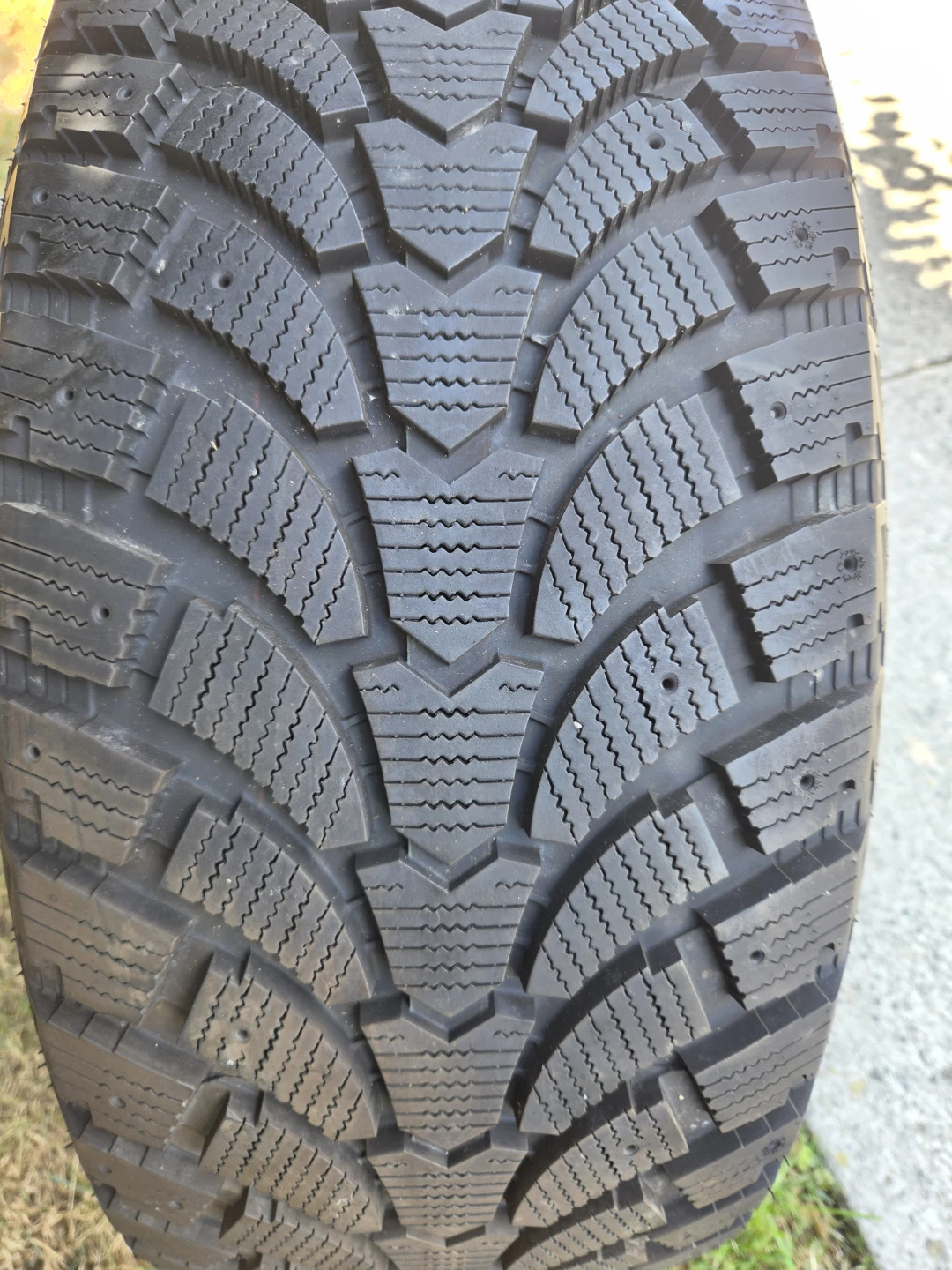 Antares Grip 60 ICE 21" Winter Tires - 275/45 R21 - photo 3