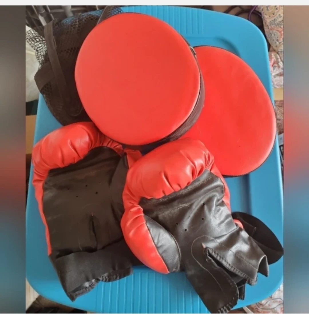 Protocol Boxing Gloves and Mitts Set - photo 2
