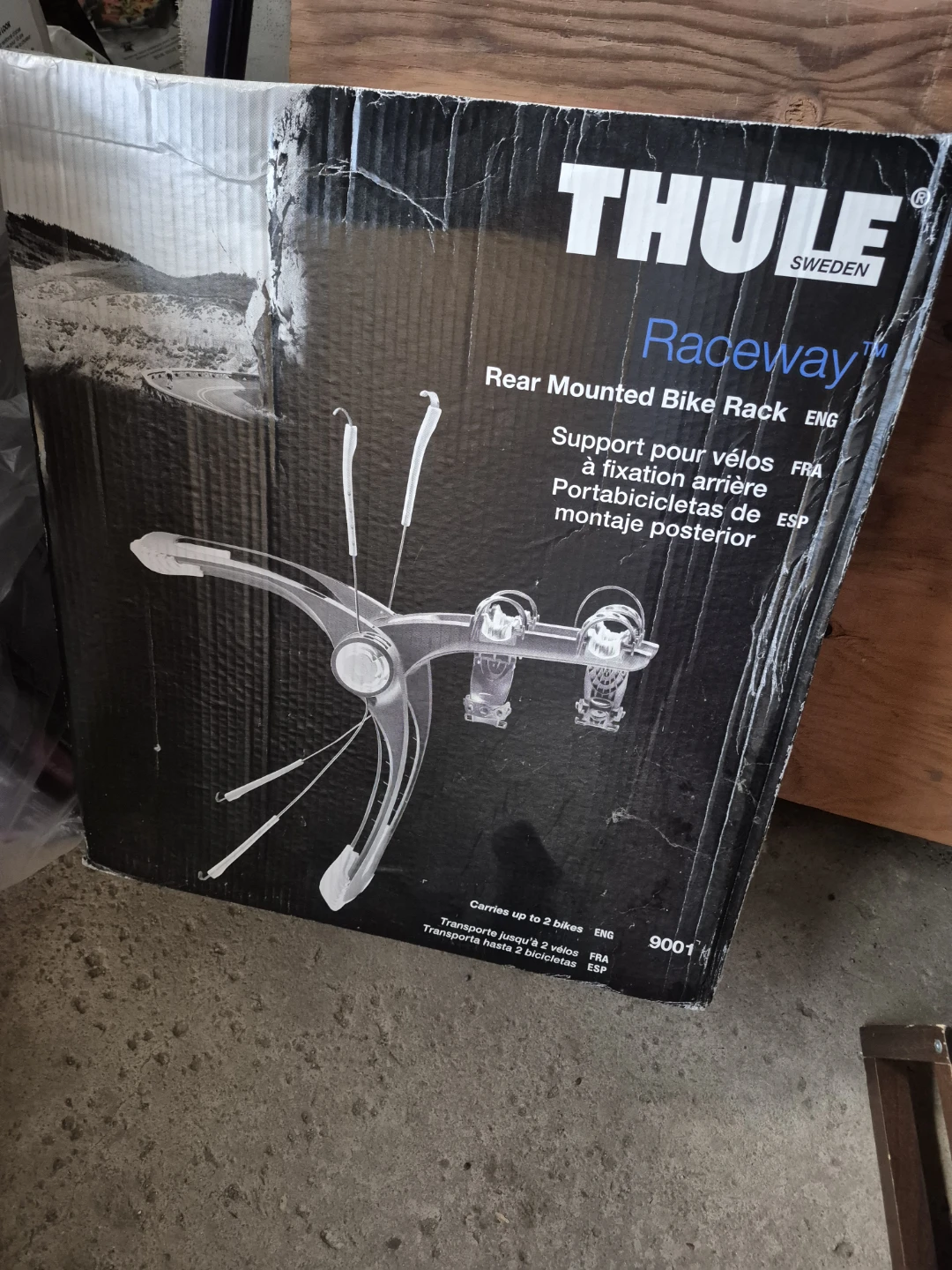 Thule Raceway Rear Mounted Bike Rack - 2 Bikes