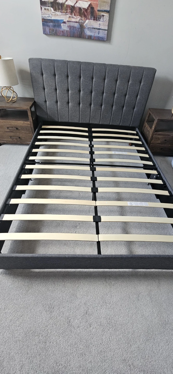 Grey Upholstered Tufted Headboard Bed Frame - photo 3