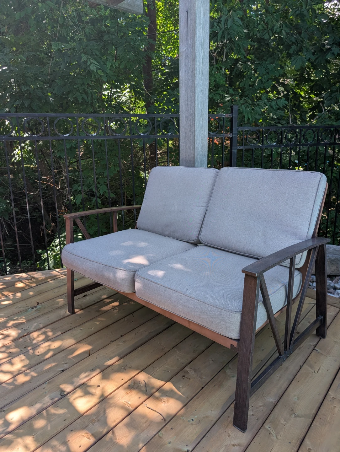 Free patio cushions fair condition chairs not included - photo 2