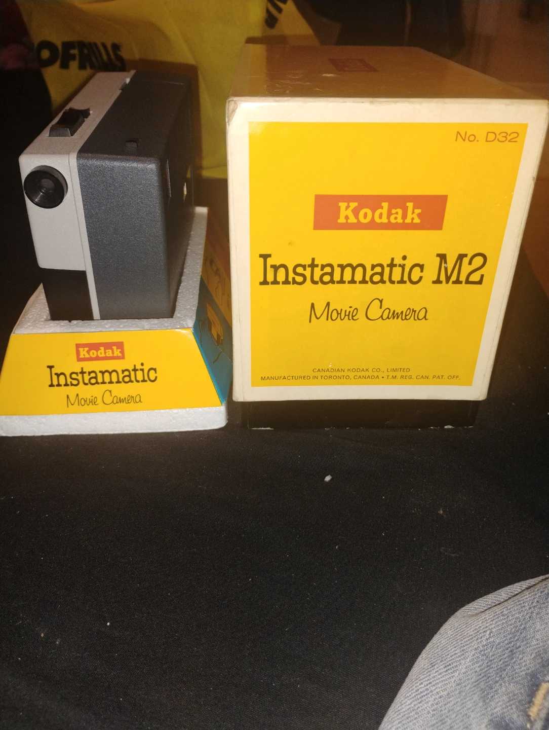 Kodak Instamatic M2 Movie Camera - photo 3