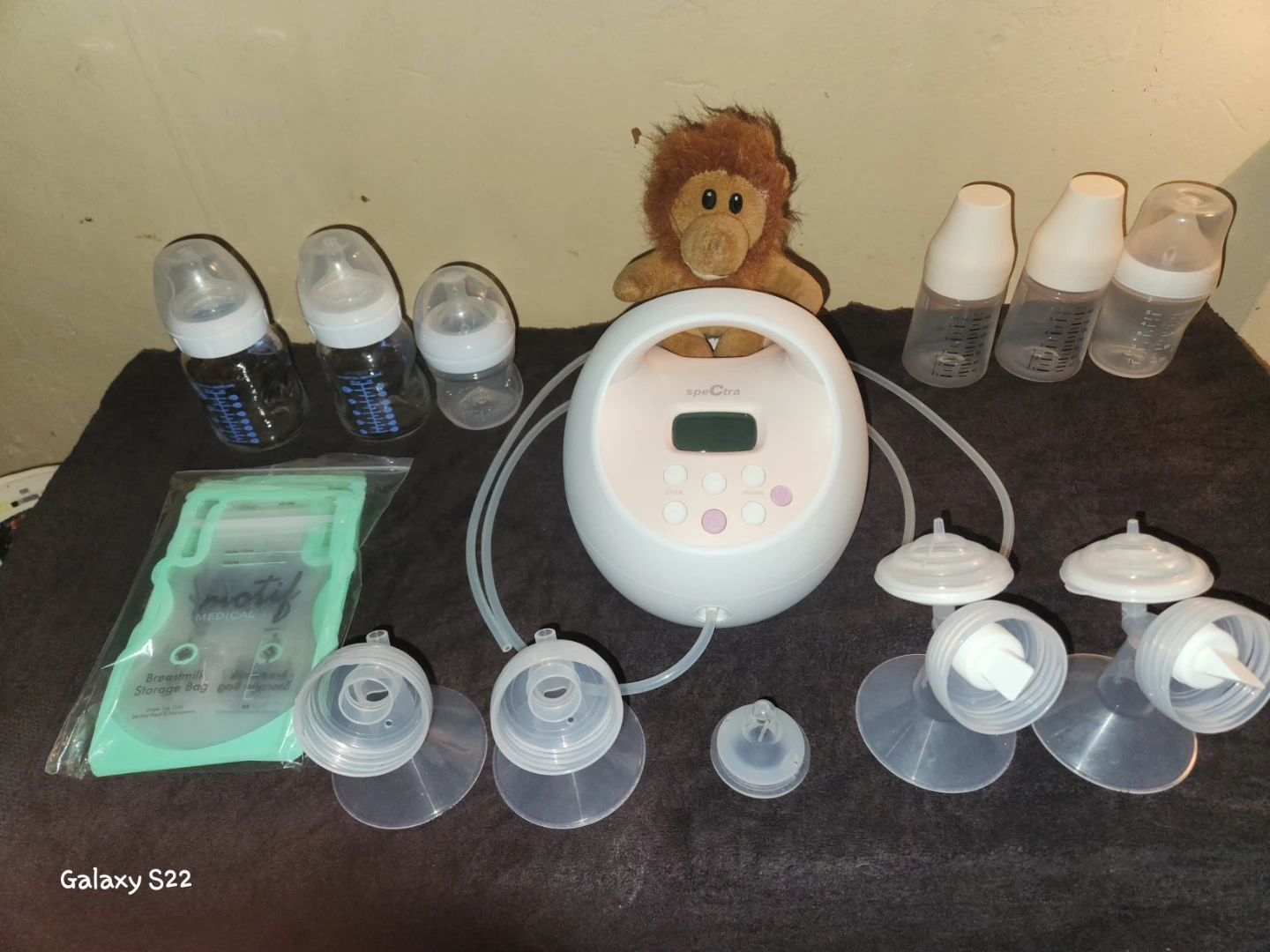 Spectra S1 Plus Double Electric Breast Pump with Accessories
