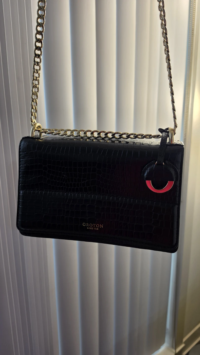 Oroton Black Croc Embossed Shoulder Bag - photo 2