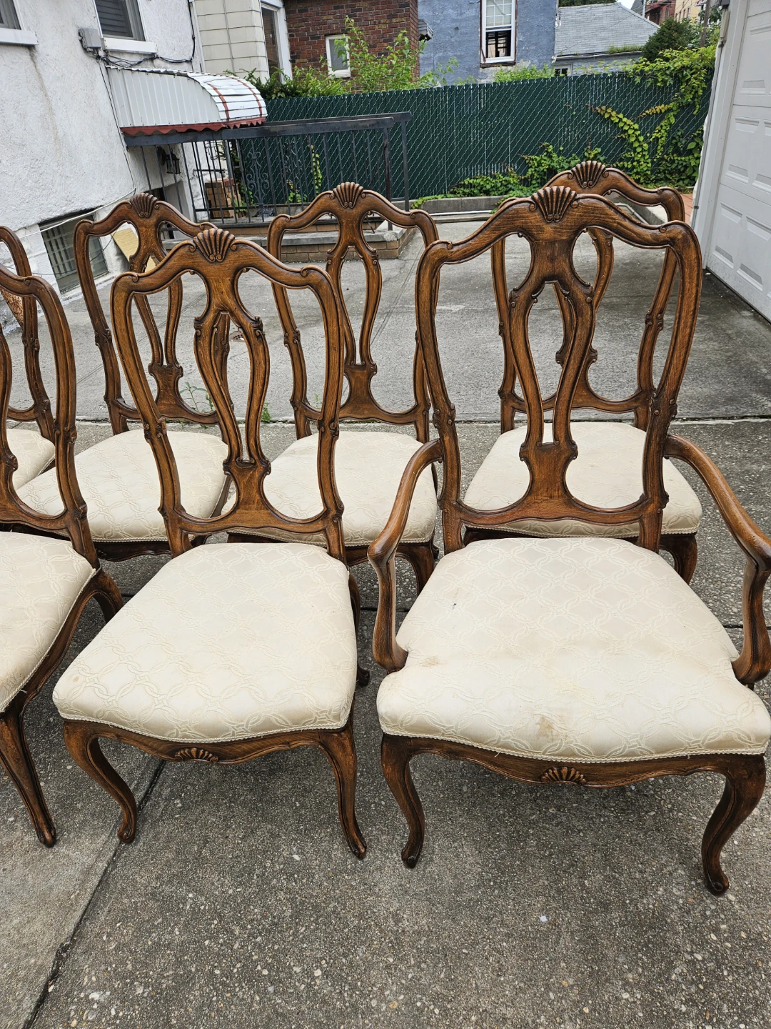 8 beautiful vintage louis XV style chairs - photo 2
