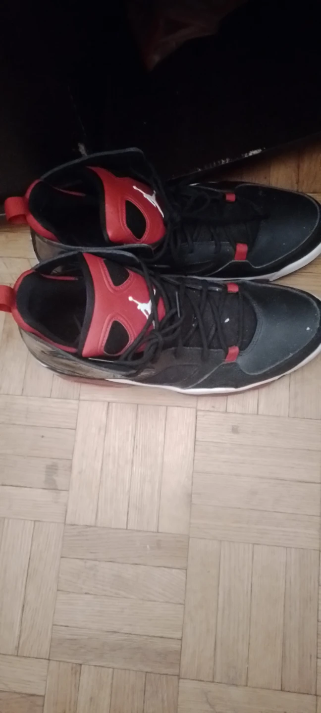 Jordan Sneakers - photo 3