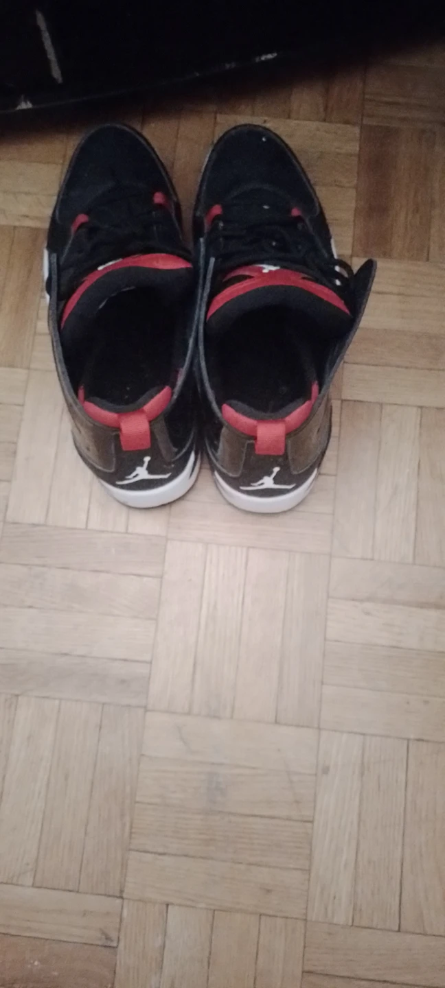 Jordan Sneakers - photo 4