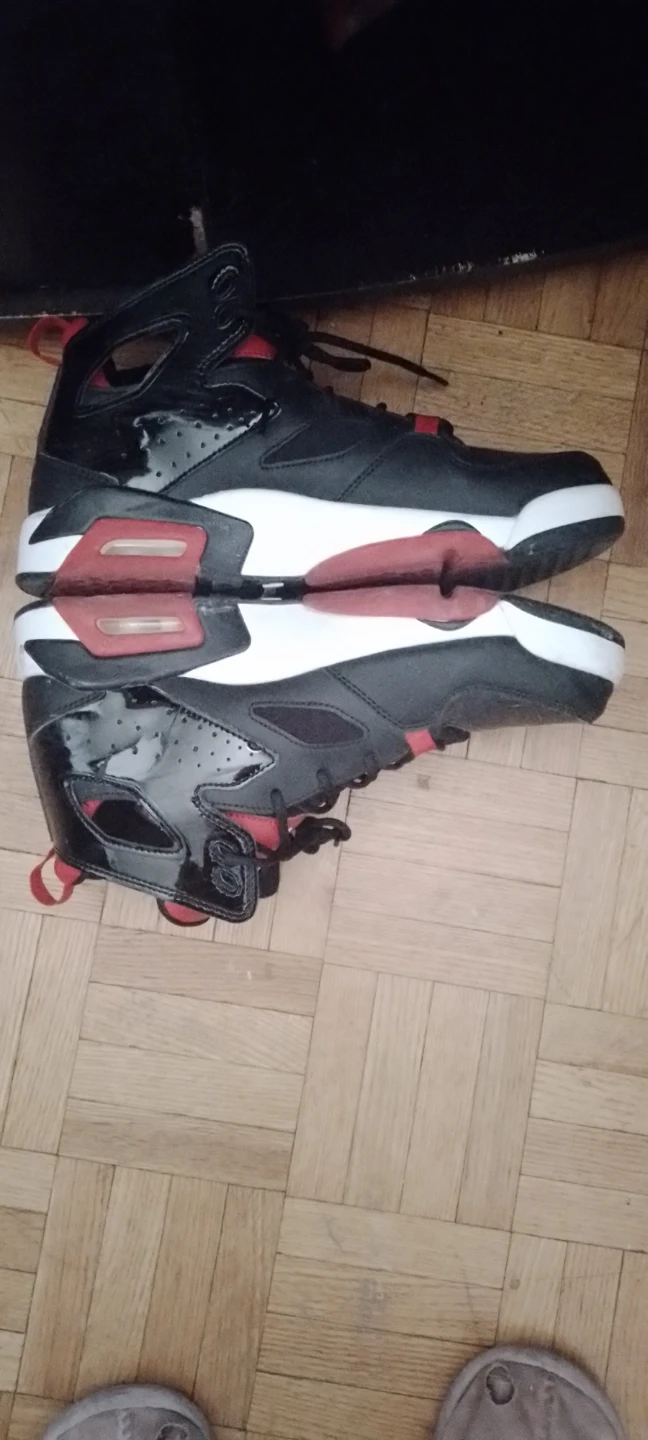 Jordan Sneakers - photo 5