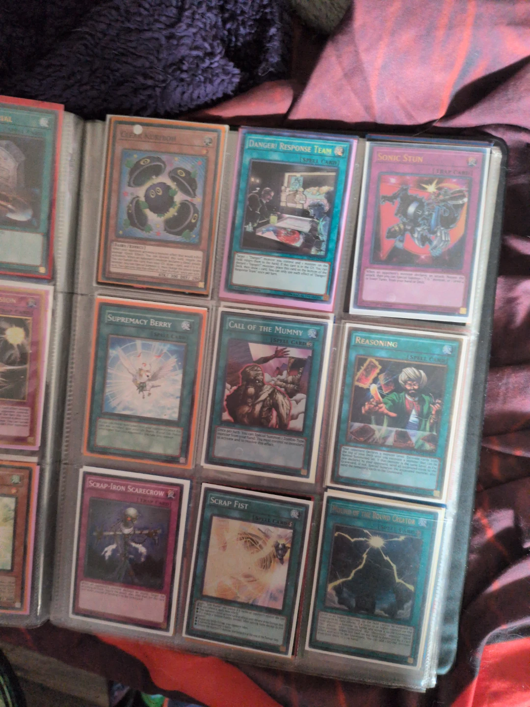 Ultra Pro Collectors Album for Trading Cards - photo 5