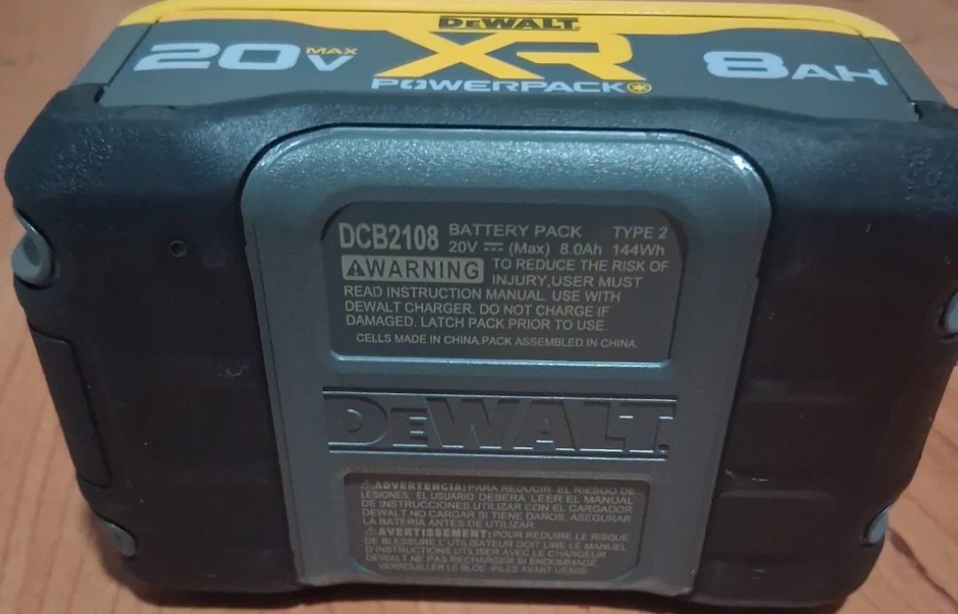 DeWalt 20V MAX XR 8Ah Lithium-Ion Powerpack Battery - photo 5