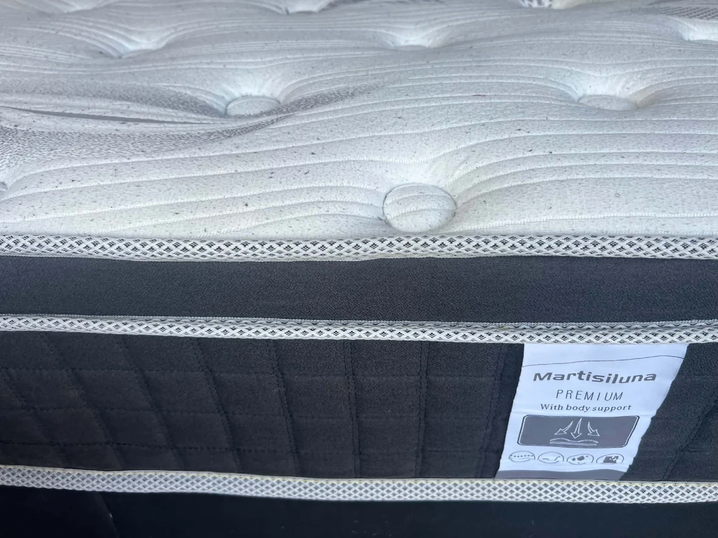 Queen Mattress with box spring/free delivery - photo 3