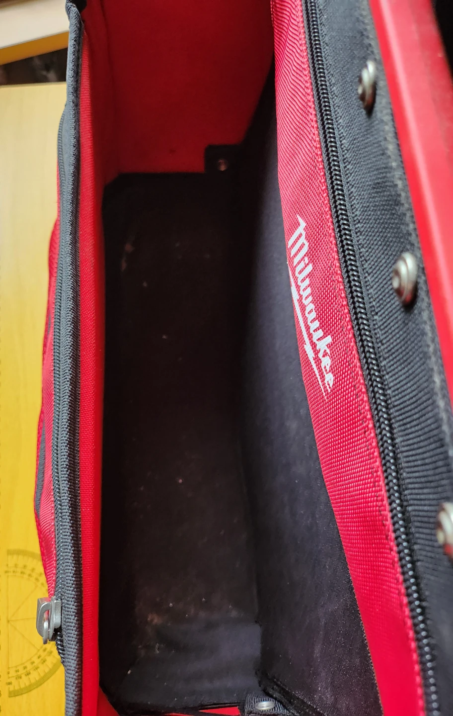 Milwaukee PACKOUT Tool Bag - photo 4