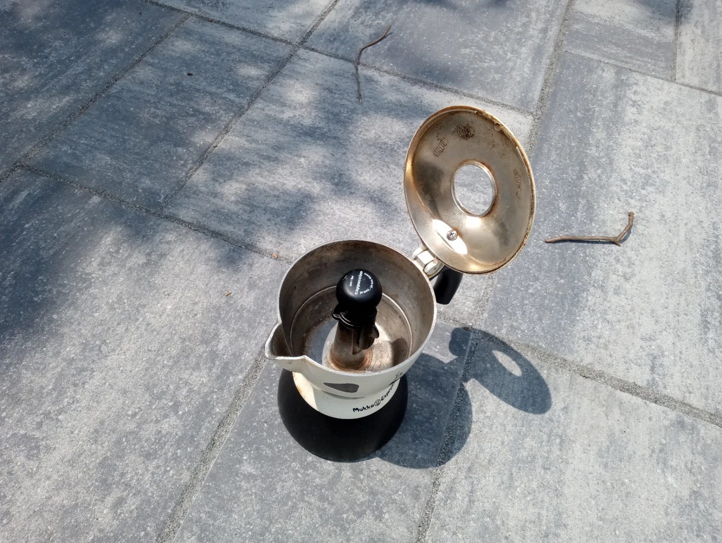 Make Capouccino Bialetti Mukka Express Cow Print Moka Pot - photo 3