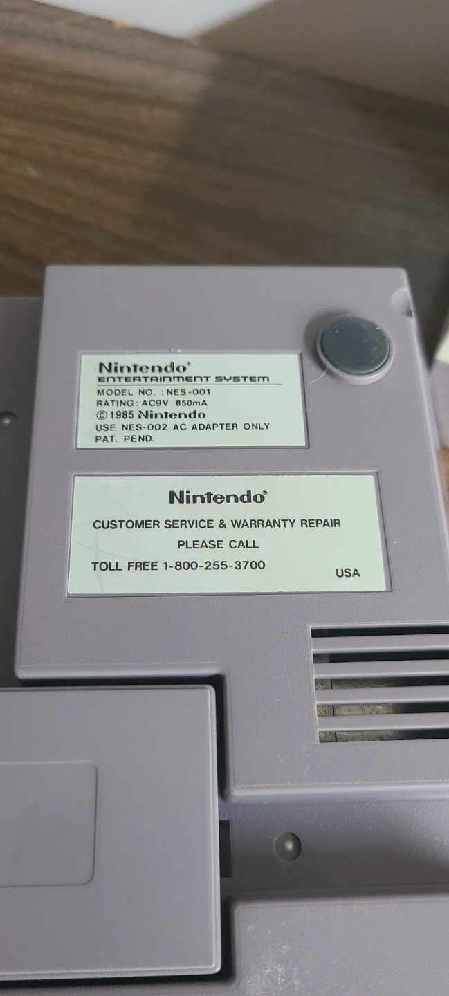 Nintendo Entertainment System NES Console (NES-001) Untested - photo 4