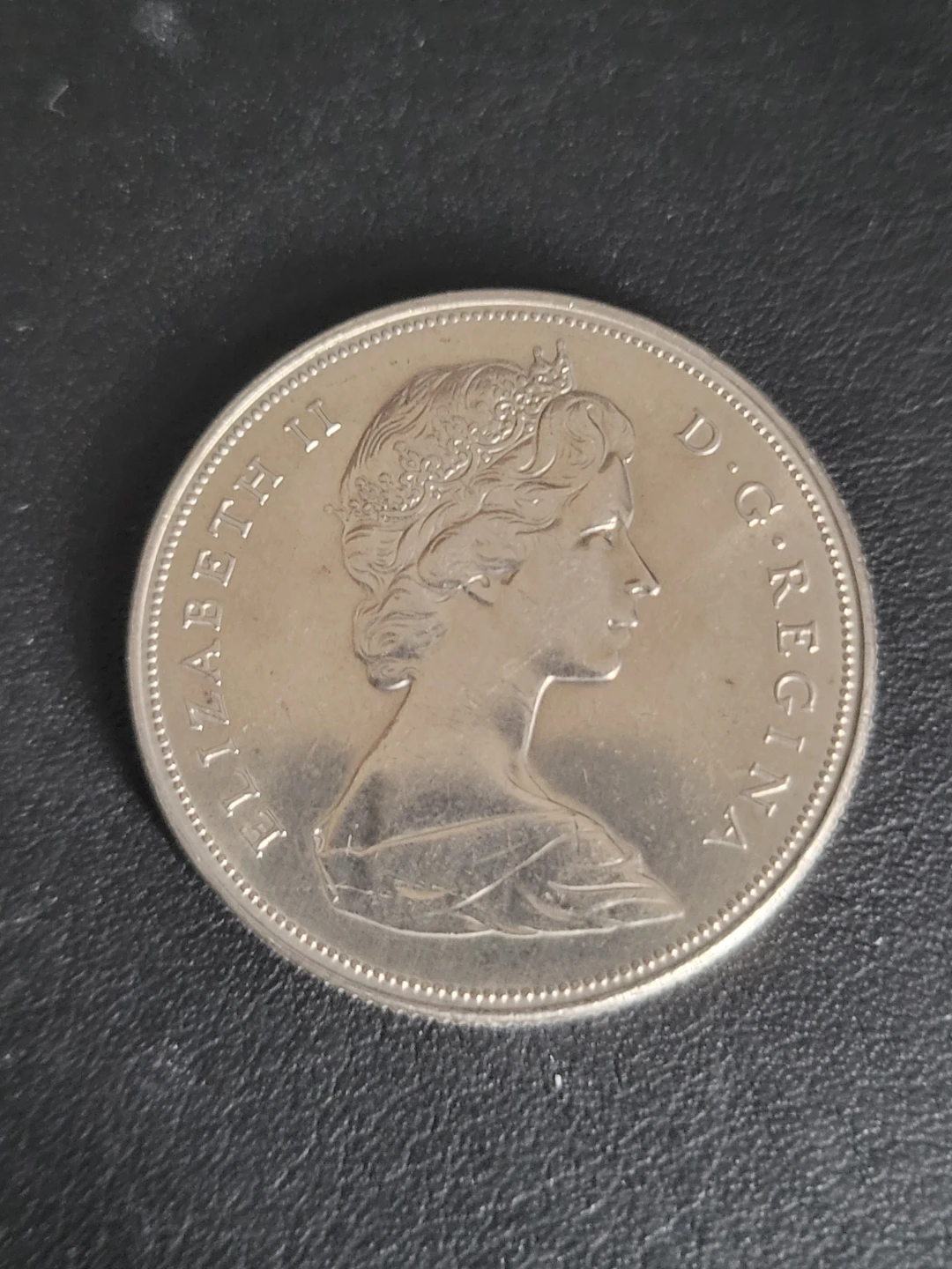 1968 Canada Dollar Coin - photo 2