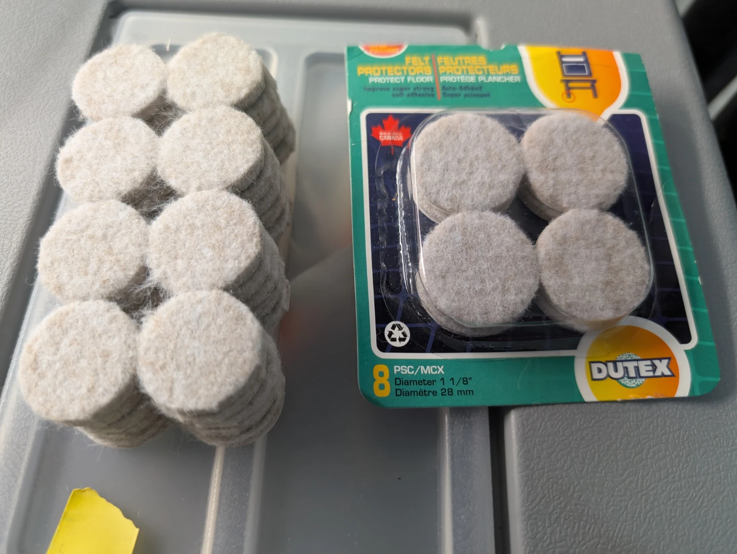 DUTEX Felt Floor Protectors 1 1/8" Diameter