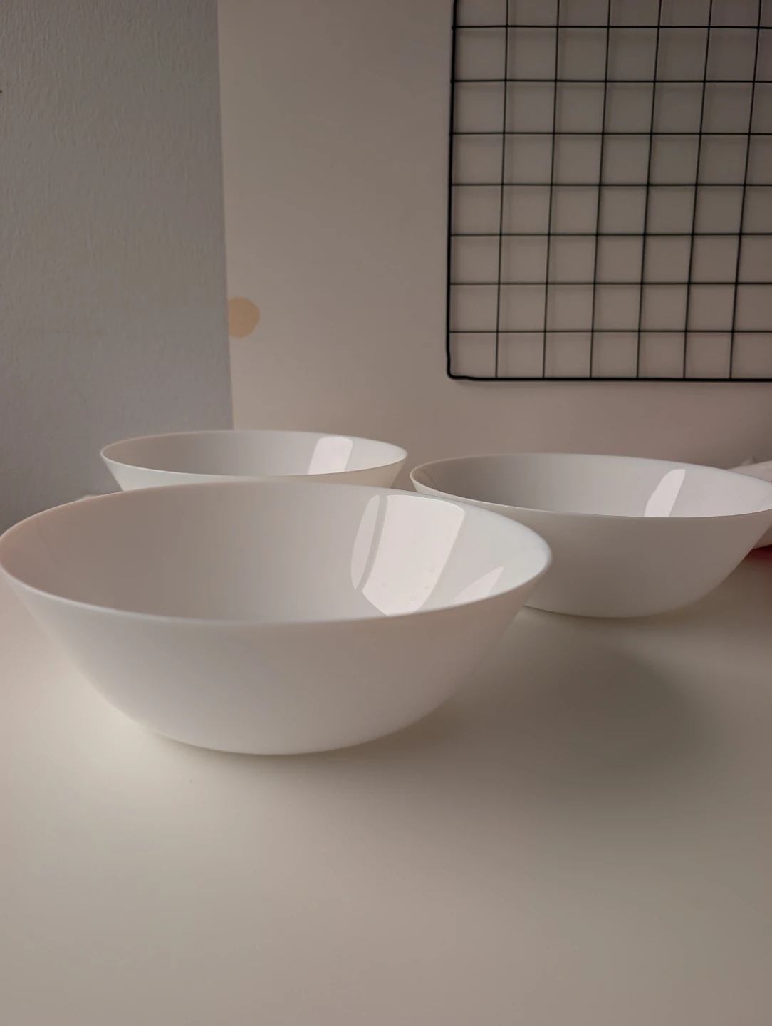 Set of 3 White Ceramic Bowls - photo 3
